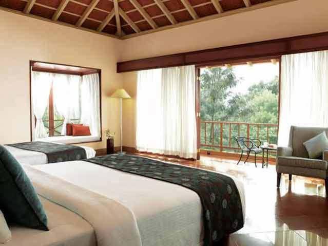 Gateway Hotel 4*