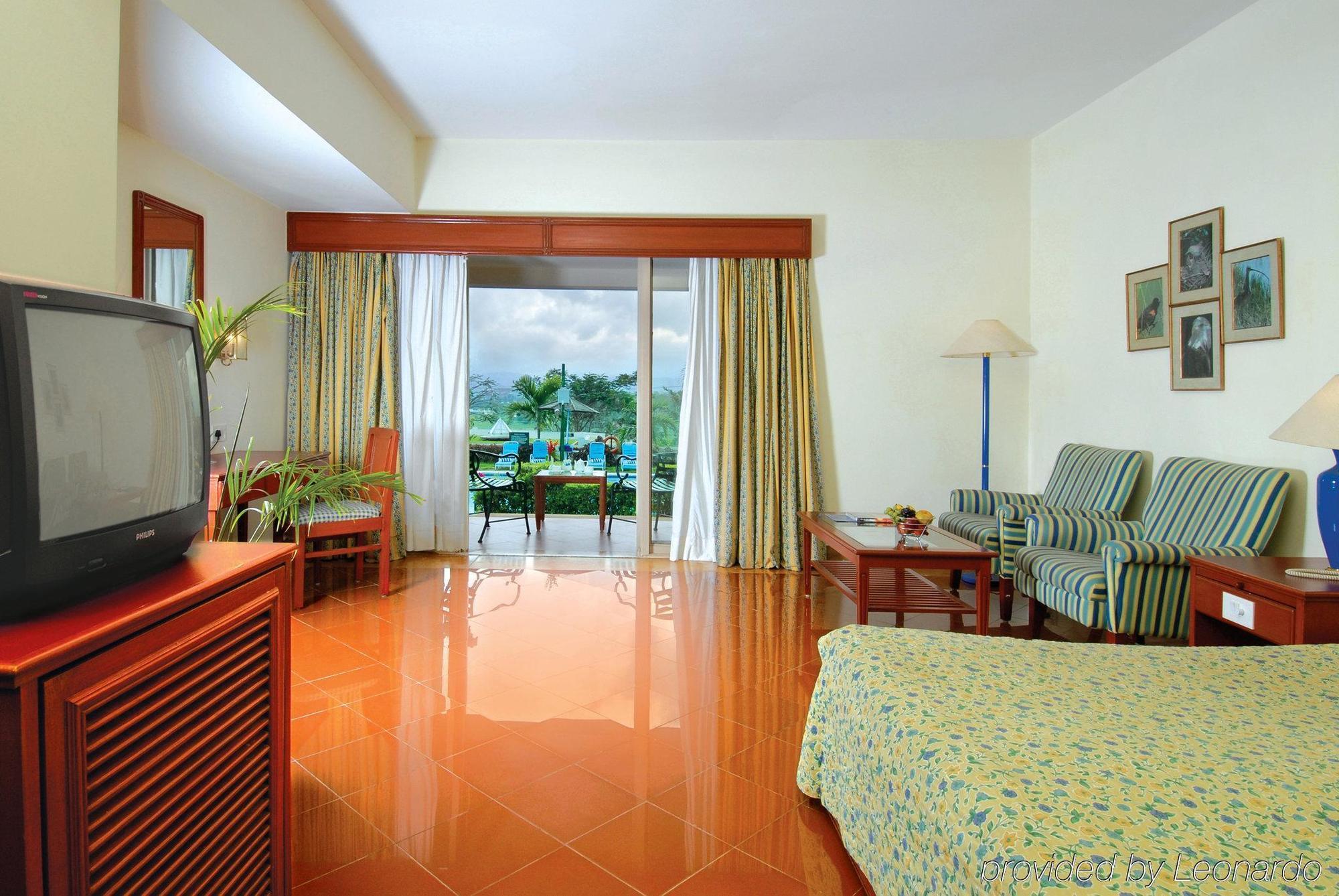 Gateway Hotel
